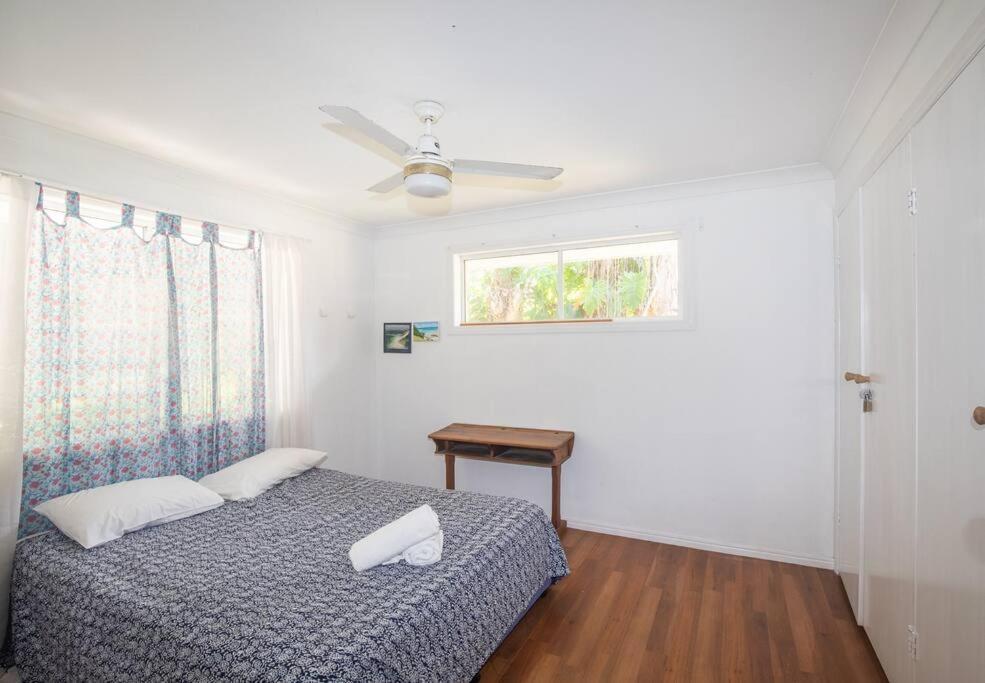 Palm House - Sleeps 10 - Spacious * Point Lookout